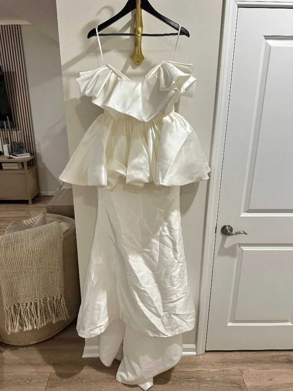 Sébastien Anthropologie Luke Carrie Ruffled Trumpet Wedding Gown Ivory US 8 NWT